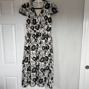 Adelyn Rae Monochrome Floral Midi Dress